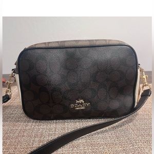 Coach Jess crossbody in color block.